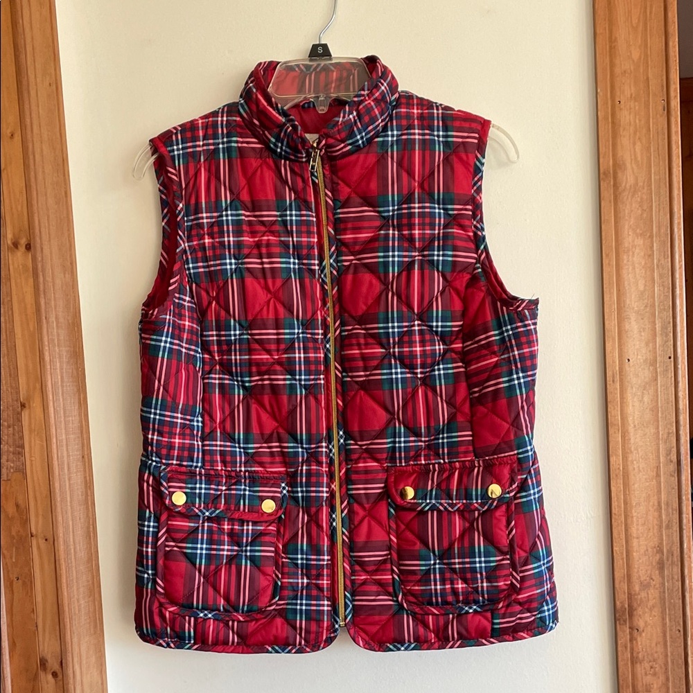 ST. JOHN’S BAY Red Tartan Plaid Puffer Vest M